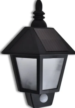 Aurinkoenergialla toimiva seinälamppu liikkeentunnistimella