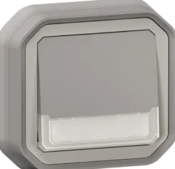 Hakuvalollinen vaihtopainike Legrand Plexo 10 A IP55 uppo kiinnityskynsillä, 12 V hakuvalo ja merkintäkenttä, harmaa