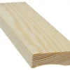 Jalkalista Cent 12x42x3300 mm mänty lakattu kirkas