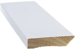 Jalkalista Cent 12x58x3300 mm mänty valkoinen