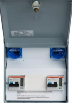 Pihakeskus / auton lämmitys- ja latausasema Harju Elekter 8MMO467S, 2x supersuko, 2x3.6kW(1x16A), hidaslataus