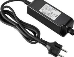 Pistokemuuntaja Markslöjd Unite 12 liitäntäkaapeli IP44 max 36W 1.5m musta
