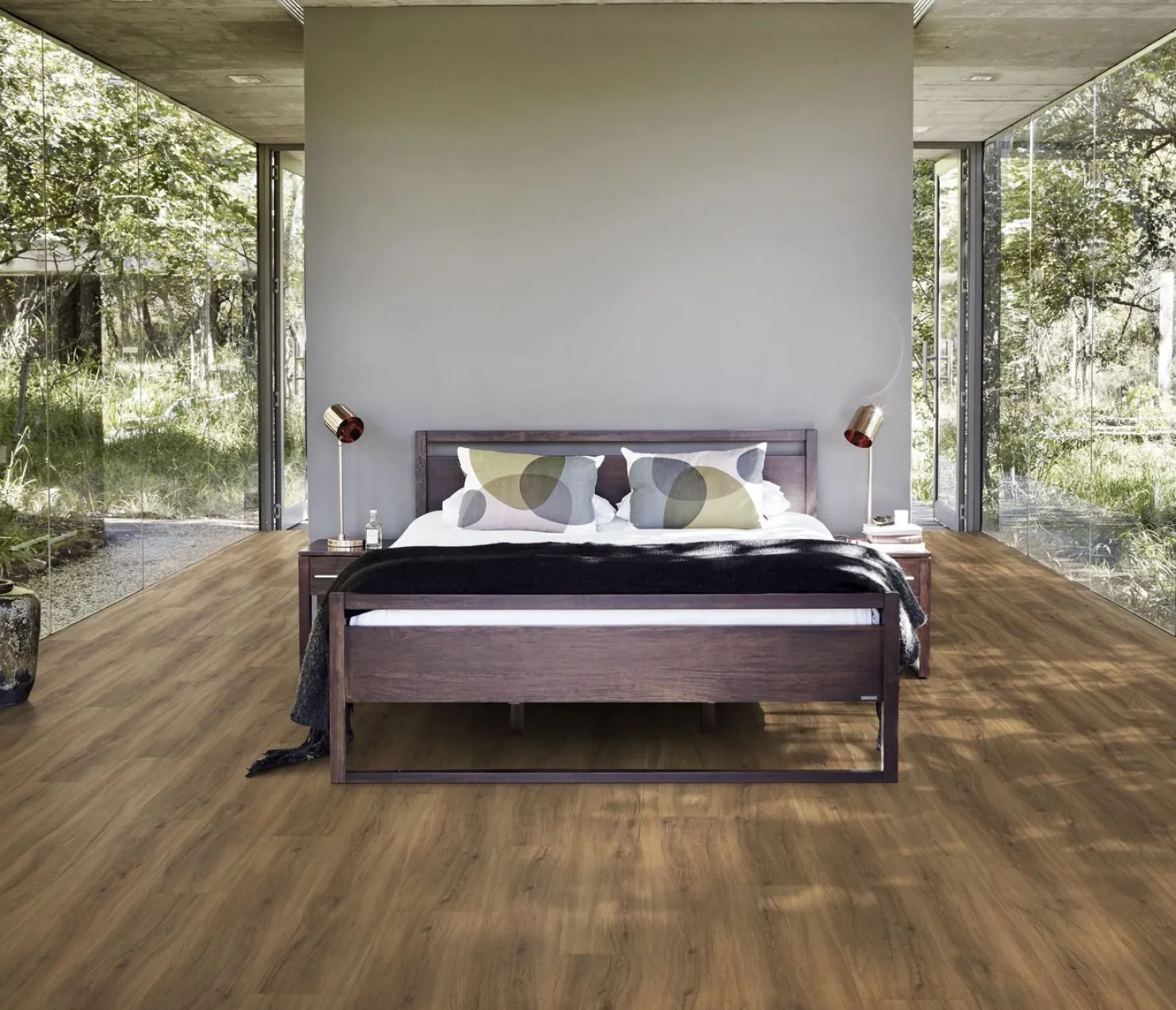 Vinyylilankku Kährs Luxury Tiles Nature Redwood, integroitu askeläänieriste