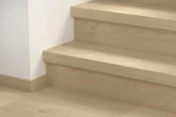 Vinyyliporrassuoja Pergo Small Plank, 2kpl